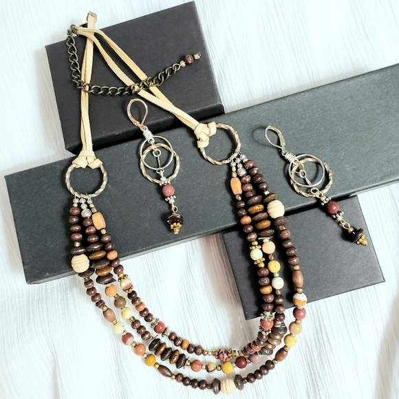 Mookaite & Wood Beaded Necklace Set - Picture 4 of 7